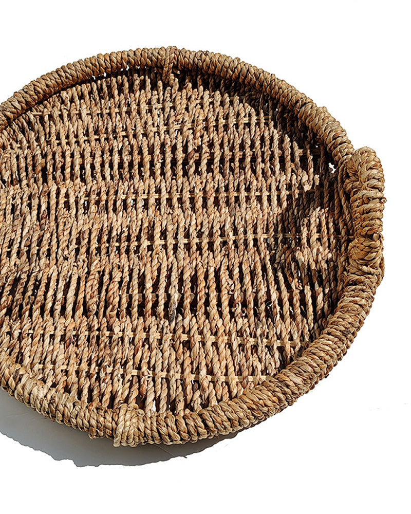 ROUND WOVEN HYACINTH TRAY