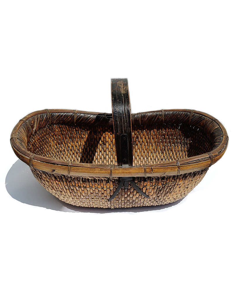 CHINESE WOVEN GATHERING BASKET No. 1