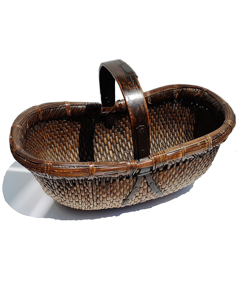 CHINESE WOVEN GATHERING BASKET No. 1