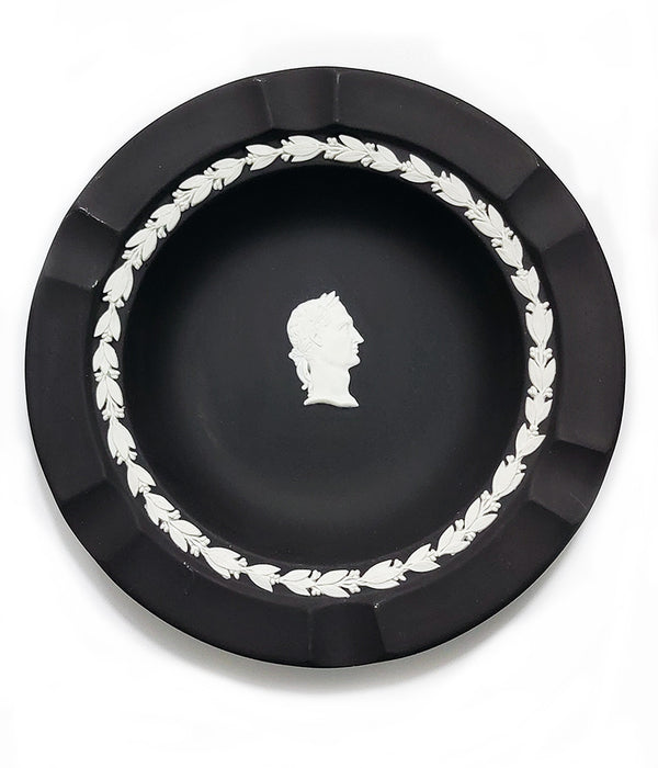 WEDGWOOD JASPERWARE BASALT JULIUS CAESAR ASHTRAY