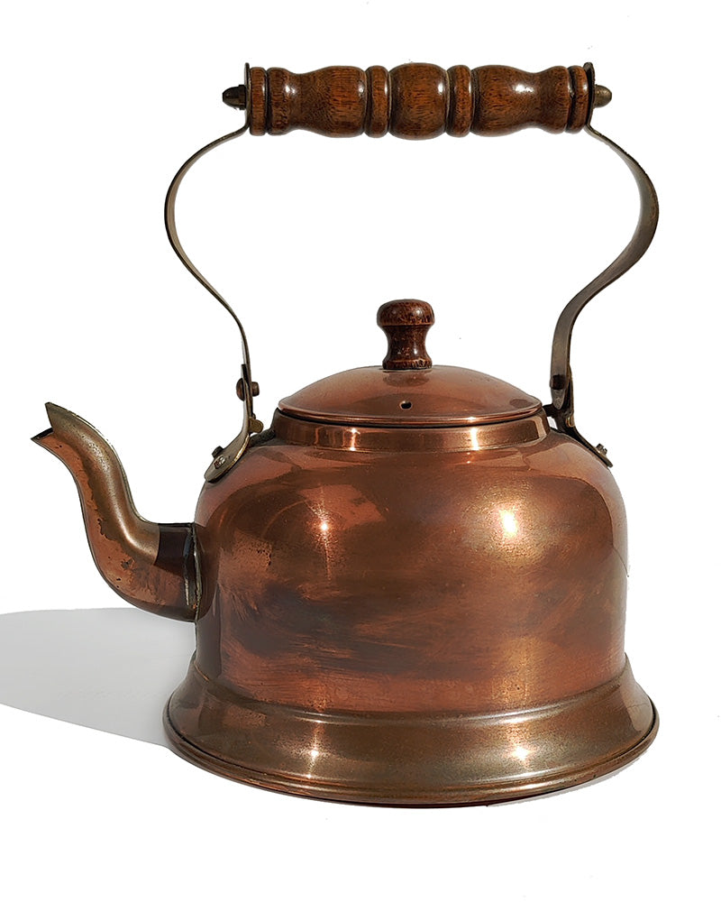 VINTAGE COPPER & WOOD KETTLE