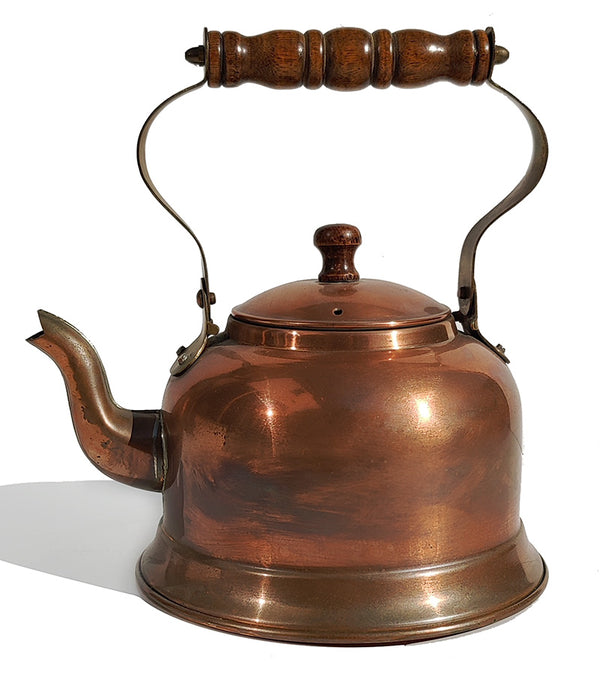 VINTAGE COPPER & WOOD KETTLE