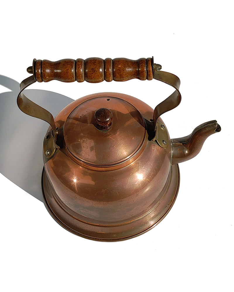 VINTAGE COPPER & WOOD KETTLE