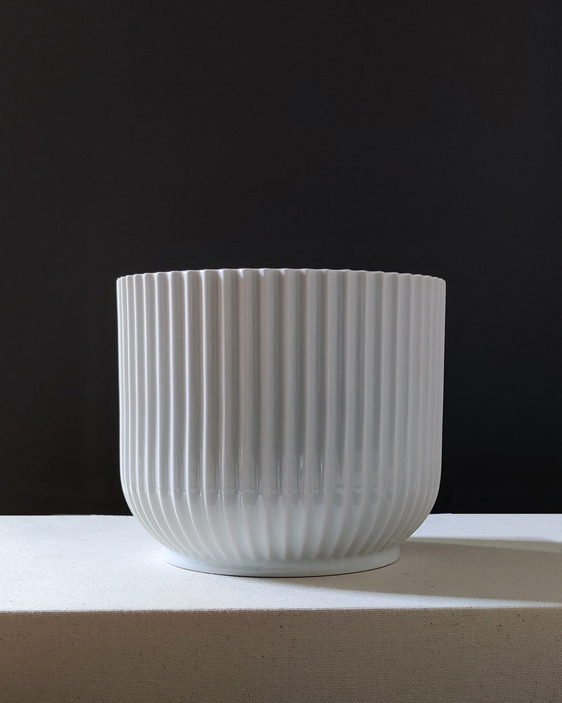 LYNGBY PORCELAIN FLOWERPOT