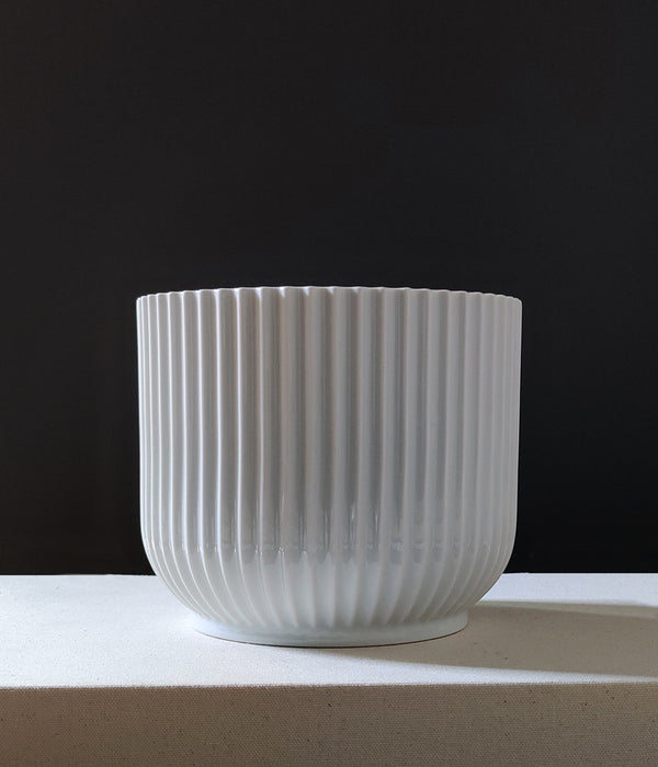 LYNGBY PORCELAIN FLOWERPOT