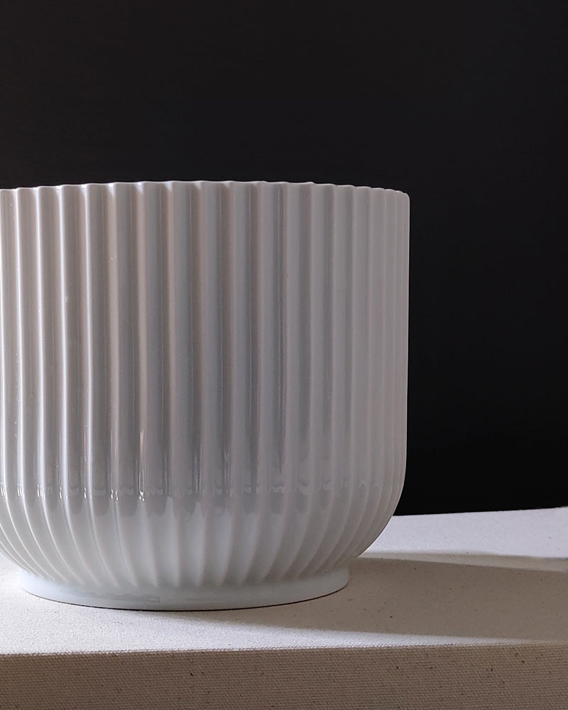 LYNGBY PORCELAIN FLOWERPOT