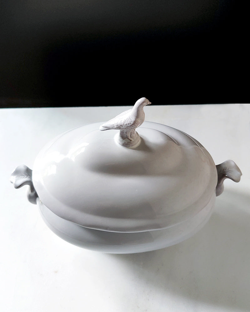 LIGHT GREY TUREEN No. 1