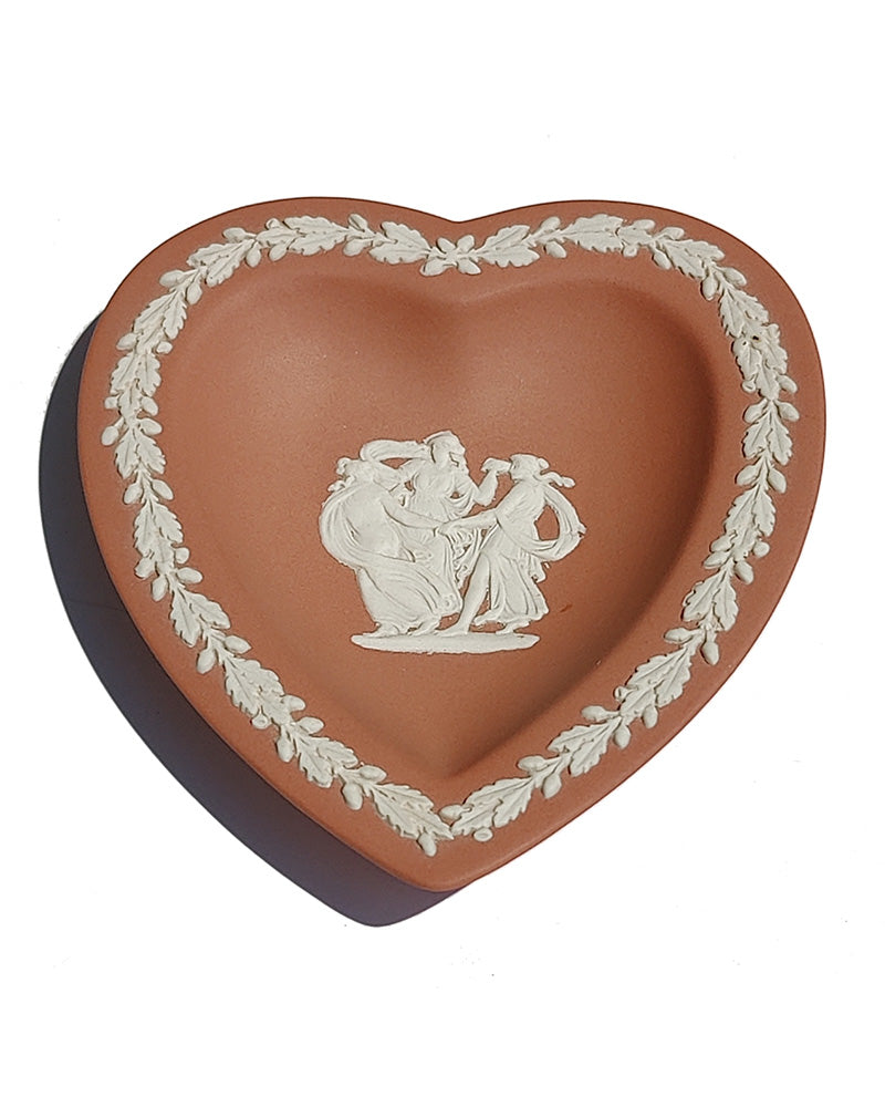 WEDGWOOD JASPERWARE TERRACOTTA HEART SHAPED TRAY