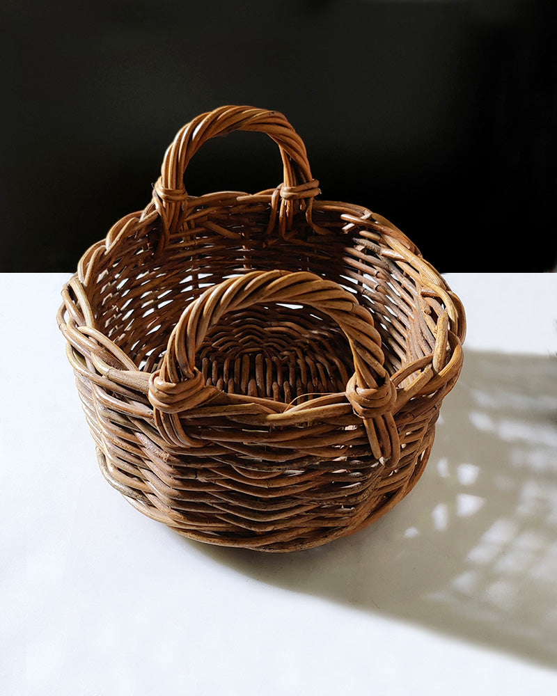 OVAL BASKET WITH HANDLES