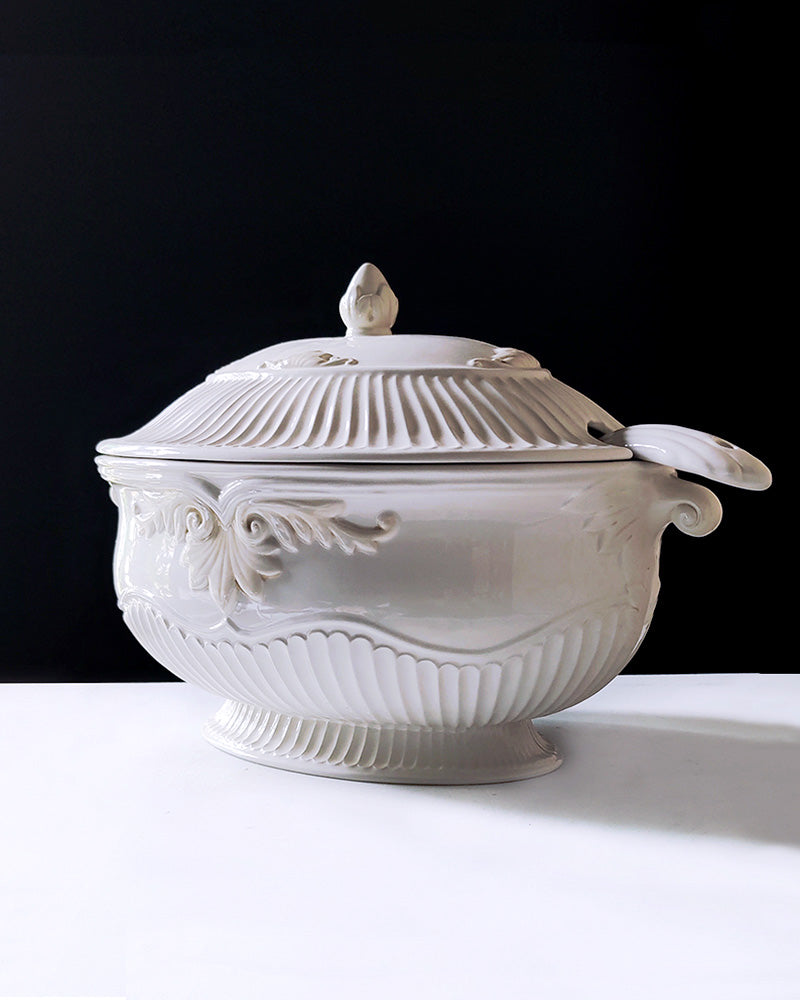 LENOX BUTLER'S PANTRY TUREEN & LADLE