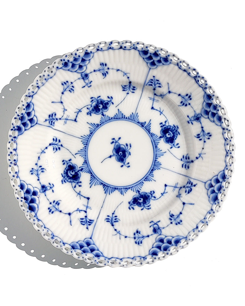 ROYAL COPENHAGEN BLUE FLUTED FULL LACE BREAD & BUTTER PLATE