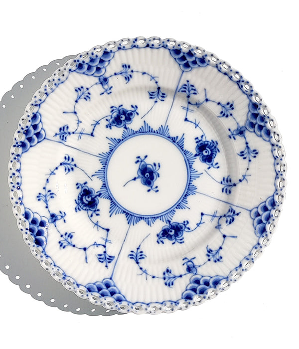 ROYAL COPENHAGEN BLUE FLUTED FULL LACE BREAD & BUTTER PLATE