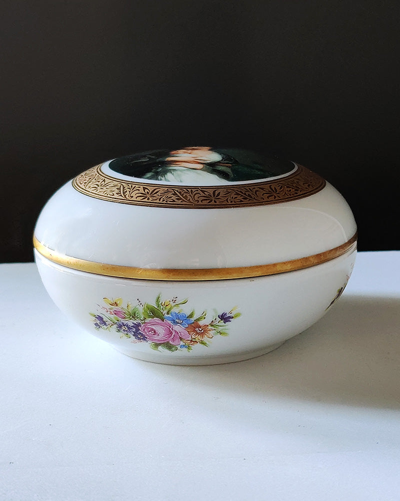 PORCELAIN ROUND BOX