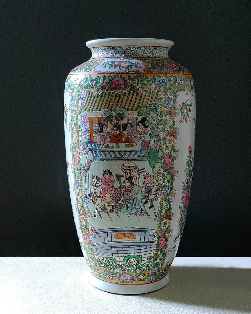 FAMILLE ROSE VASE No. 1