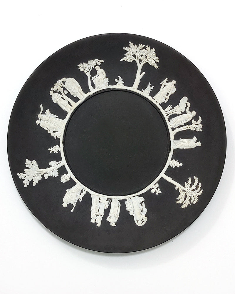 WEDGWOOD JASPERWARE BASALT CAKE PLATE