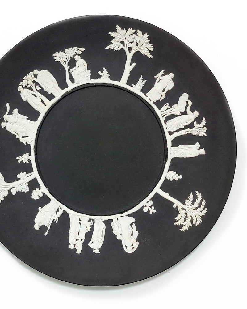 WEDGWOOD JASPERWARE BASALT CAKE PLATE