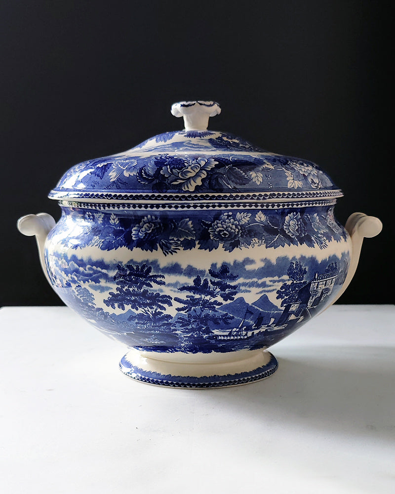 WEDGWOOD LANDSCAPE TUREEN