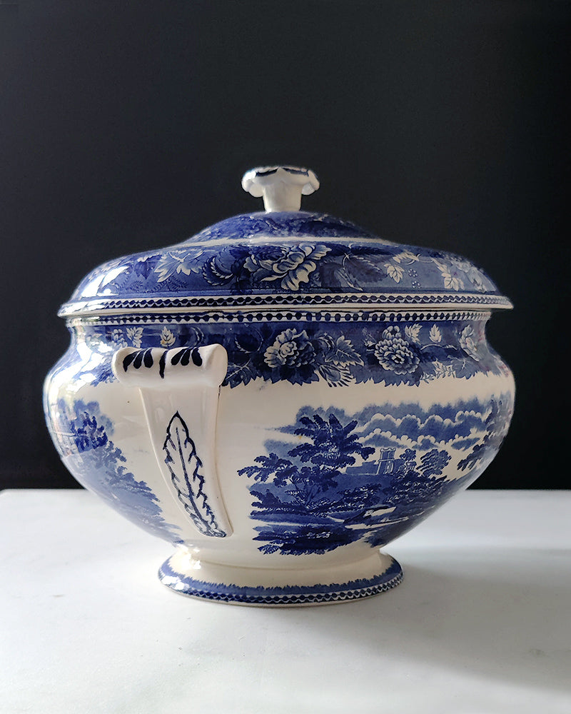 WEDGWOOD LANDSCAPE TUREEN